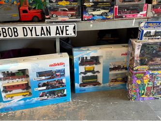 The Iron Horse Toy Garage. Diecast Cars, Trains, Action Figures & more.
