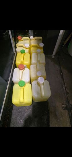 CHLORINE JUGS