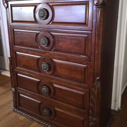 Decorative Wooden Dresser Of Drawers
