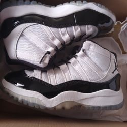 Jordan 11s