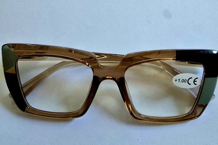 OPRAH STYLE TRENDSETTER NEW +1.00 PRESBYOTIC NON GLARE READER GLASSES