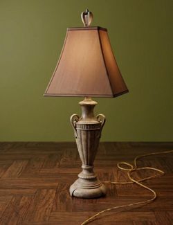 Traditional Urn Table Lamp with Fabric Shade. Like New. Hight:  32".