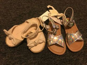 Girls sandals