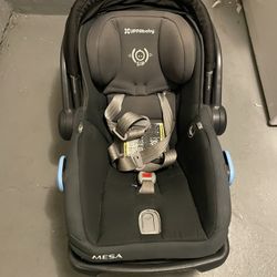 UPPAbaby Mesa V2 Infant Car Seat