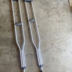 Crutches 