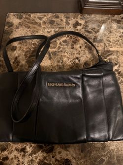 🖤 Michael Kors Black Purse — $80