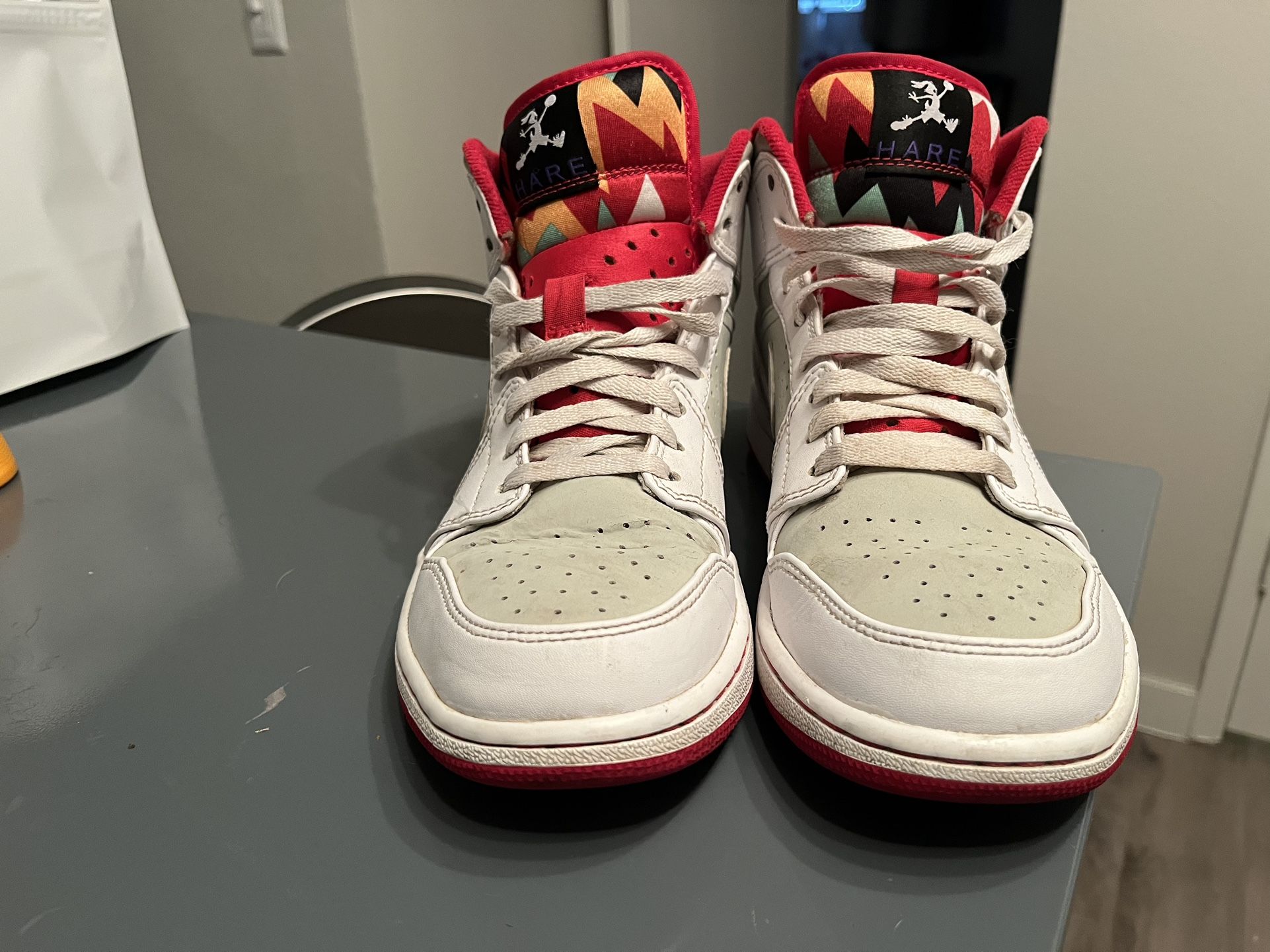 Jordan 1s hare
