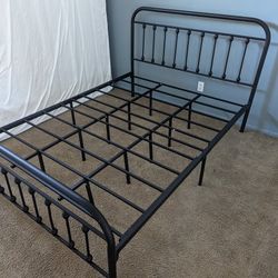 Black Metal Queen Platform Bed Frame