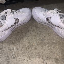 Women’s Nike Court Legacy Lift Size 7