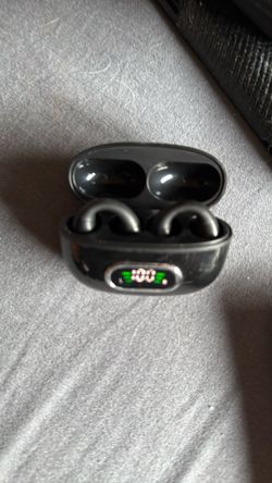 Earbuds