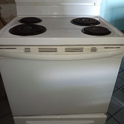 Fridgedaire Stovetop 