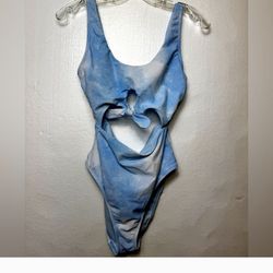 One piece swimwear M