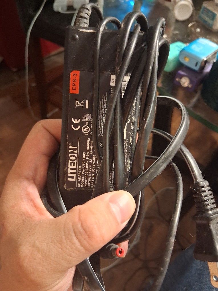 Standard Laptop CHARGER