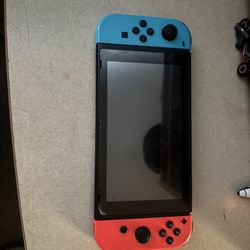 Nintendo Switch 