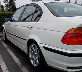 2001 BMW 325i  Four Door Sedan