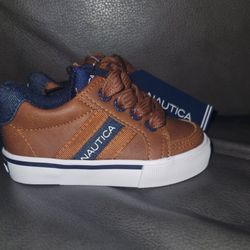 New Little Boys Nautica Brown Shoes Size 5c 5 Zapatos De Nino Tamanio 5 for Sale in Wilmington, CA OfferUp