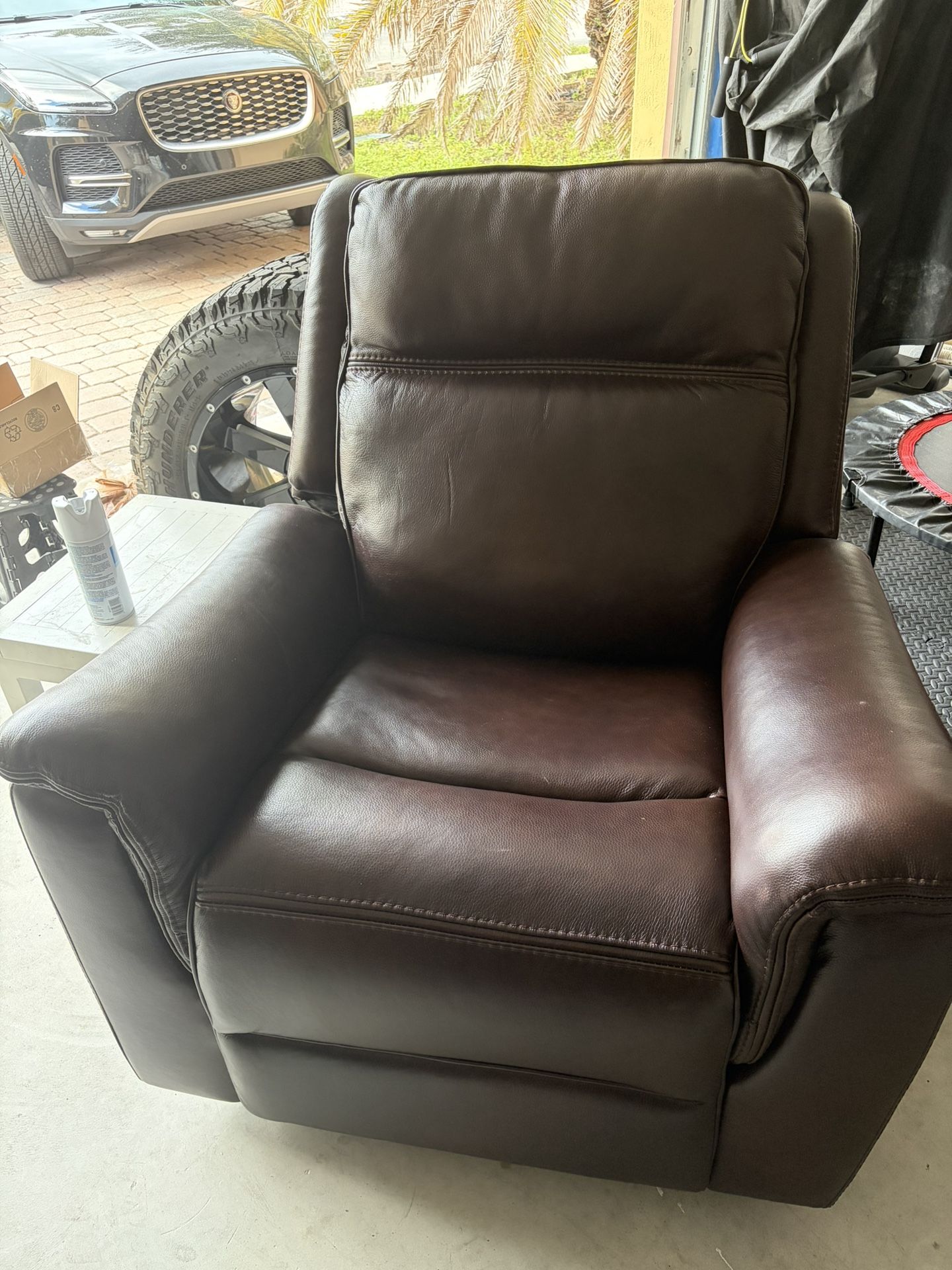 Recliner city Furniture