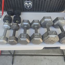 2 , 10 , 1 ,20 , 1 ,35 Metal Dumbbells
