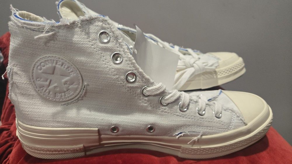 CONVERSE MENS SIZE 10