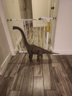 Giant Dinosaur