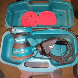 Makita Professional Orbital Palm Sander