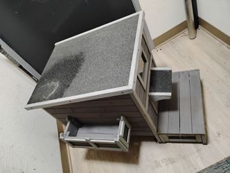 Cat house