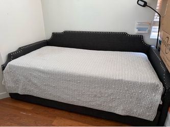 Twin size Daybed with trundle bed