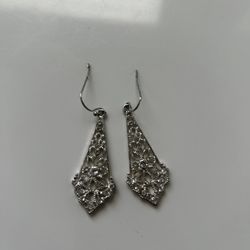 Sparkly Dangling Earrings 