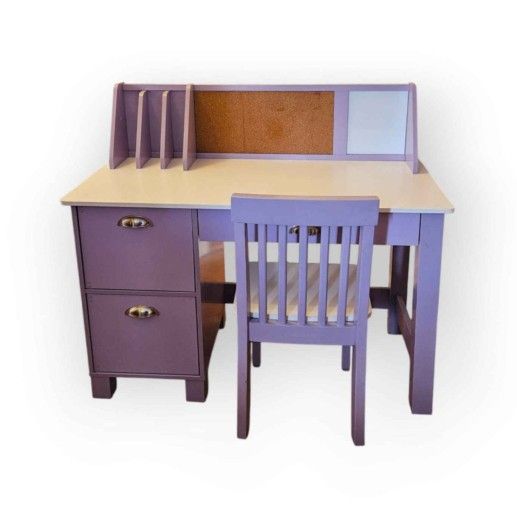 KidKraft Wooden Study Desk w/Chair