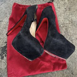 Authentic Christian louboutin 