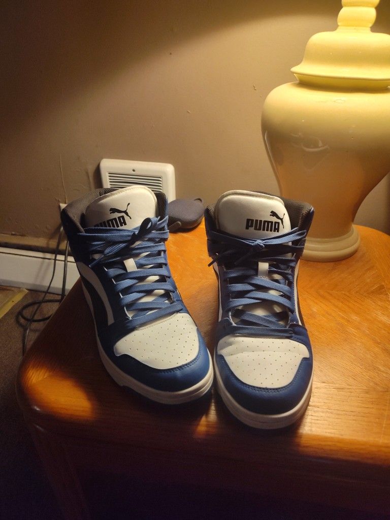 Puma Shoes Size 11