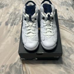 Jordan Retro 6s Midnight Navy