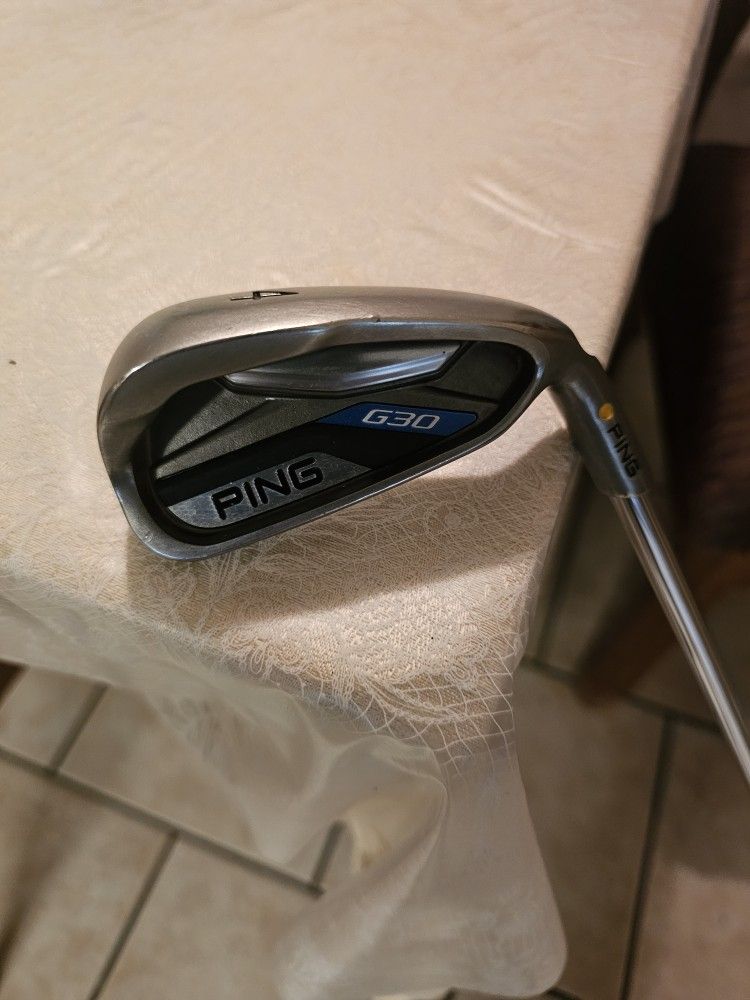 EXCELLENT CONDITION! PING G30 GOLF CLUB 4 IRON 