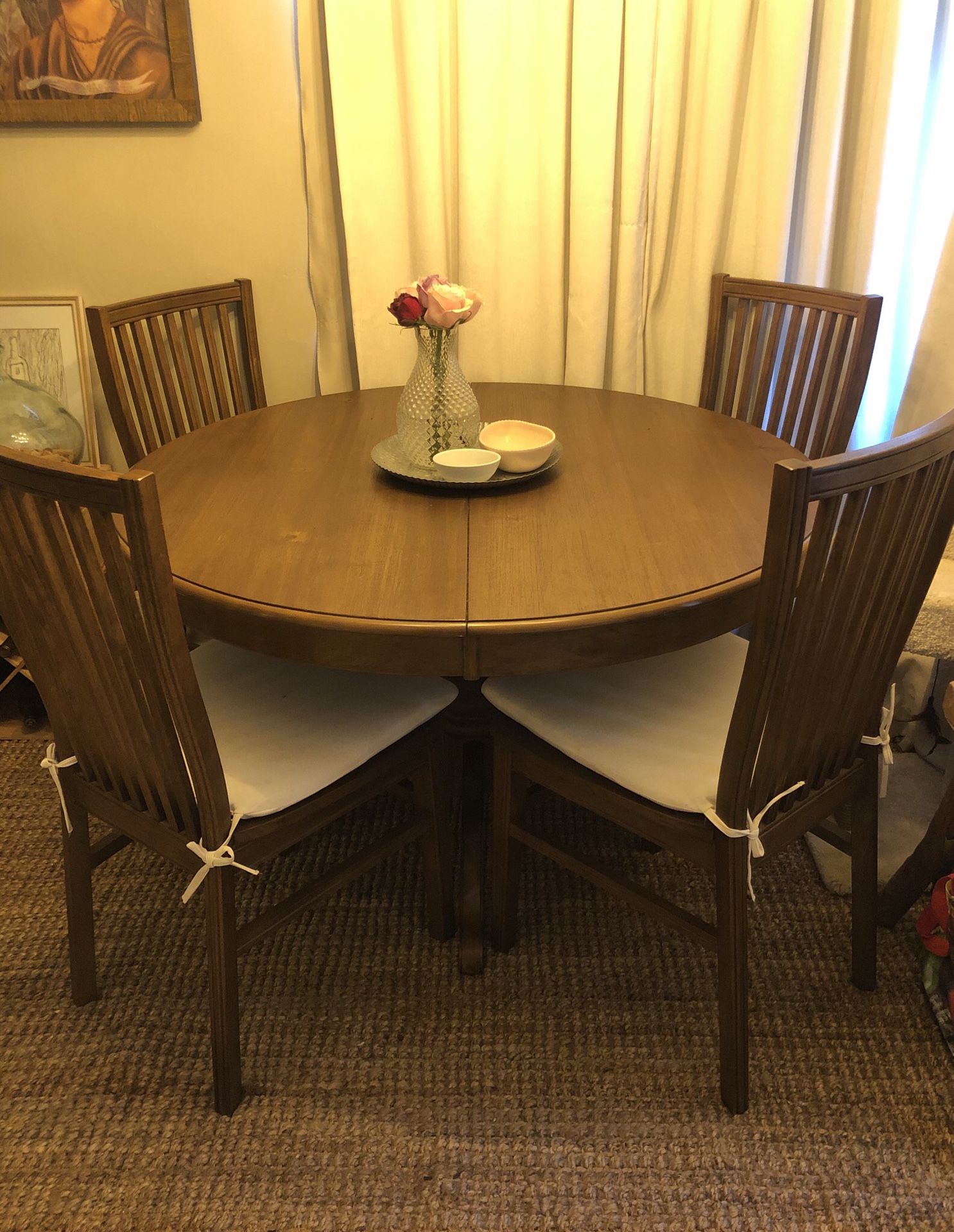 Wood Round / Oval Table, Seats 6