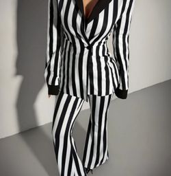 Costume size L