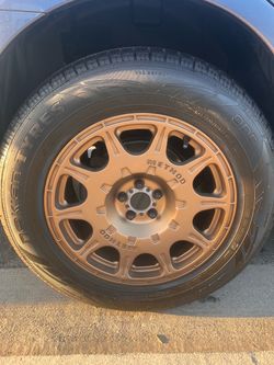 Method rally wheels with nokian tires