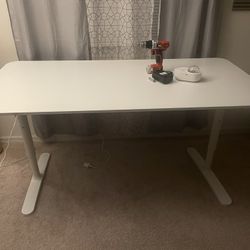 GAMING TABLE ( Perfect condition ) $75
