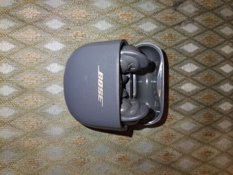 Earbuds (BOSE)  Quietcomfort True Wireless Noise Cancellation