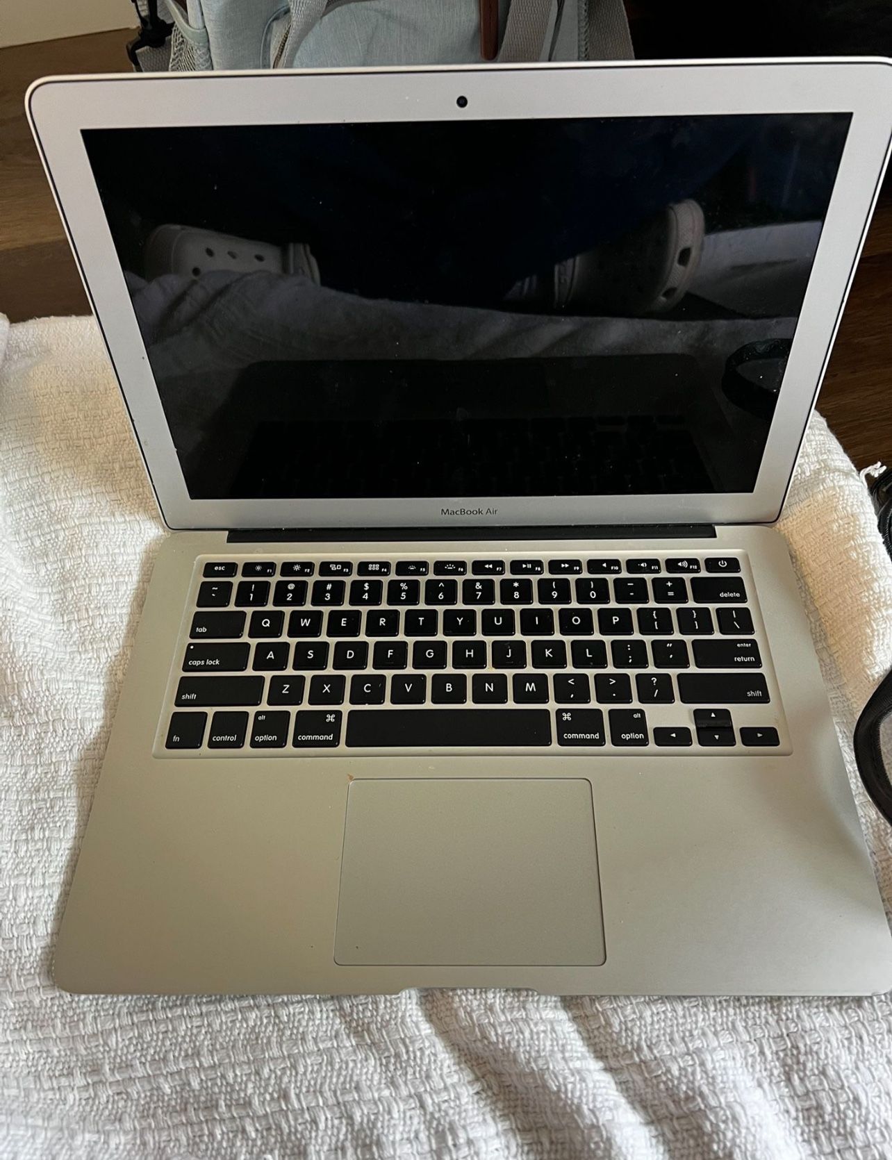 MacBook / Apple Watch 