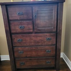 Rich Wood Dresser 