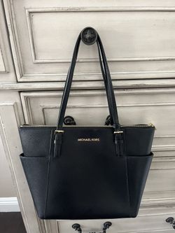 Authentic Michael Kors Purse