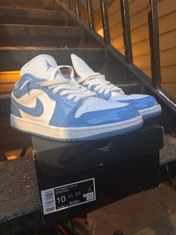 Air Jordan 1 Low SE "Legend Blue" (Size 10) - Lightly Used w/ Box