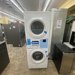 Whirlpool Stackable  Commercial Washer And Gas Dryer  