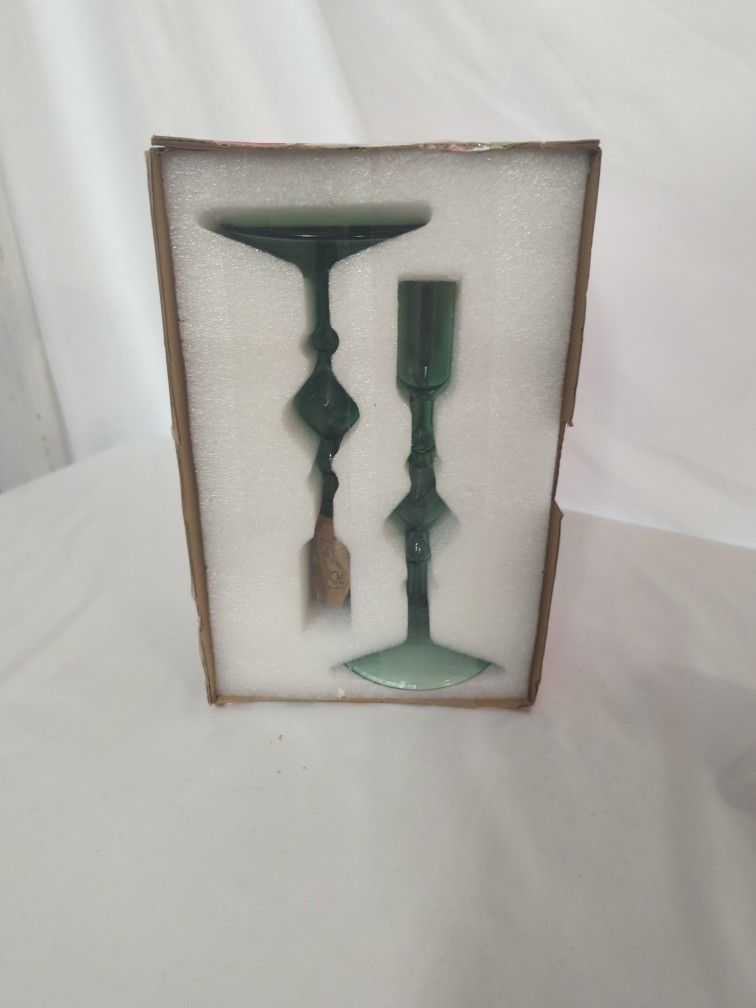 POKETO Set Of 2 Green Candle Stick Holders New In Box 