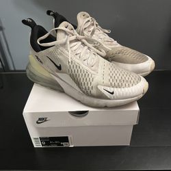 Nike AirMax 270