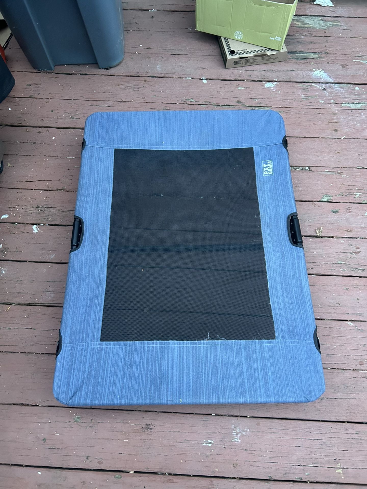 Elevated Dog Bed 40 in
