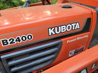 Kubota Tractor 1999 B2400 W/Backhoe 188hrs Thumbnail