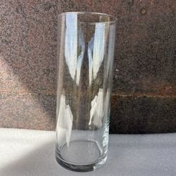 Nice Glass Vase.  Dimensions In Pics.