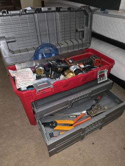 Loaded Keter 22” Cantilever Tool Box + Black & Decker Matrix 20V Drill