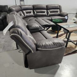 Kincord Power Reclining Sectional Couch Set Fast Delivery Only $39 Down Payment 👉 PLEASE ASK FOR JON GREEN WHEN YOU ARRIVE!